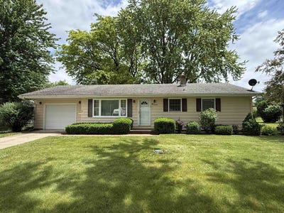 /international/us/1040-n-sumac-drive-janesville-wi-110108827667/