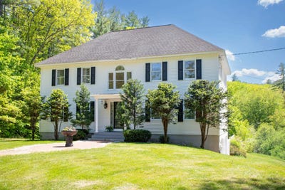 /international/us/15-kelso-drive-bow-nh-110108497370/