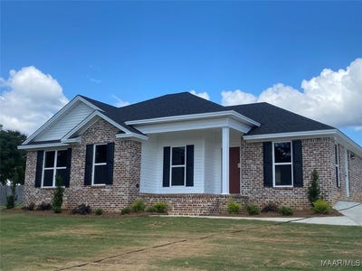 /international/us/40-autumn-trail-circle-wetumpka-al-110098255999/