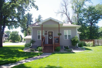 /international/us/611-n-9th-ave-broken-bow-ne-110100675964/
