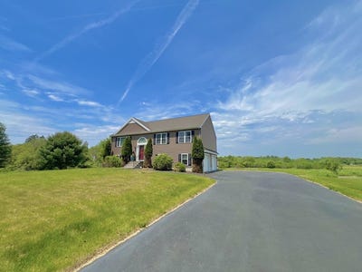 /international/us/587-tremont-st-taunton-ma-110108073526/