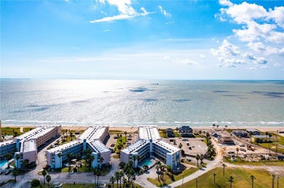 /international/us/3938-surfside-boulevard-corpus-christi-tx-110104626547/