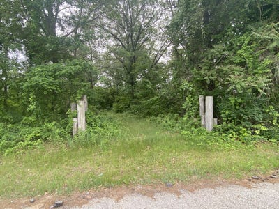 /international/us/cory-avenue-michigan-city-in-110108635504/