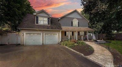 /international/us/43-tuscala-street-brookhaven-ny-110108539482/