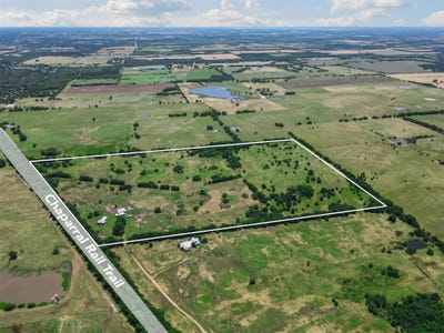 /international/us/901-county-road-3925-wolfe-city-tx-110106233815/