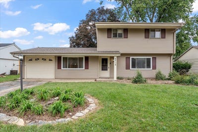 /international/us/2712-alton-drive-champaign-il-110119968378/
