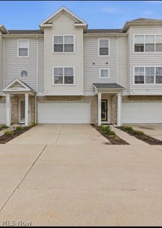 /international/us/17583-wildwood-lane-cleveland-oh-110107652253/