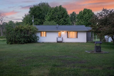 /international/us/11765-crawford-road-springport-mi-110108708972/