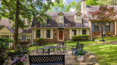 /international/us/2112-hinson-road-little-rock-ar-110108493797/