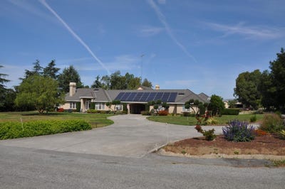 /international/us/mcmahon-rd-hollister-ca-110107506597/