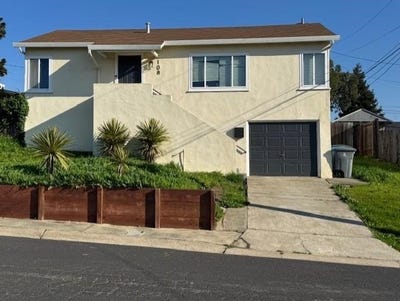/international/us/108-mesa-street-vallejo-ca-110105755107/