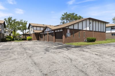 /international/us/5116-w-122nd-street-alsip-il-110109059722/