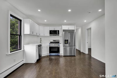 /international/us/54-overlook-avenue-new-britain-ct-110108880679/