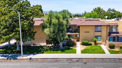 /international/us/42935-15th-lancaster-ca-110108696543/