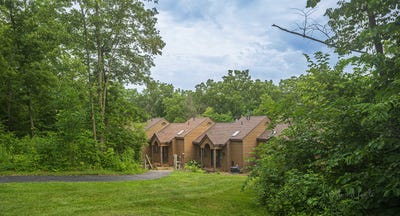 /international/us/33-creekwood-galena-il-110092919369/