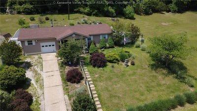 /international/us/429-lynn-oak-drive-lavalette-wv-110108140616/