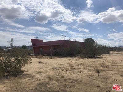 /international/us/5090-sunfair-rd-joshua-tree-ca-110106150881/