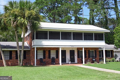 /international/us/3-forrest-avenue-jekyll-island-ga-110119566725/