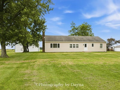/international/us/2489-e-us-highway-52-donovan-il-110109060325/