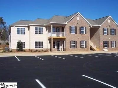 /international/us/220-a-outlook-drive-boiling-springs-sc-110106621371/