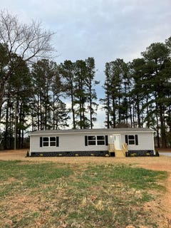 /international/us/2664-overton-rd-victoria-va-110107784745/
