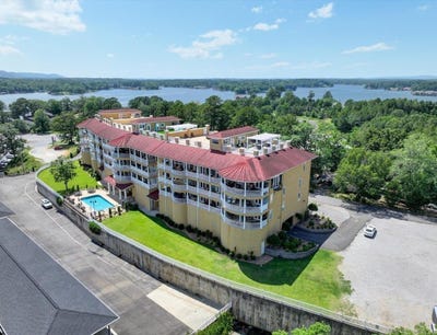 /international/us/130-grand-isle-hot-springs-ar-110107408185/