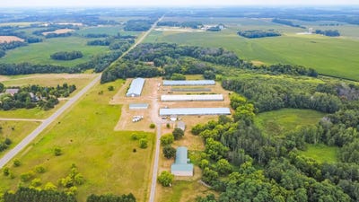 /international/us/15108-27th-street-clear-lake-mn-110119946373/