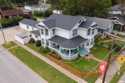 /international/us/2101-walnut-street-murphysboro-il-110107156672/