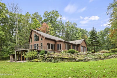 /international/us/525-rote-hill-rd-sheffield-ma-110120106936/