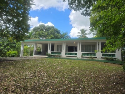 /international/us/167r-sector-segundo-sanchez-bayamon-pr-110106623736/