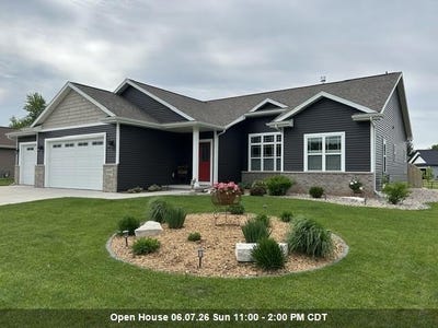 /international/us/606-w-3rd-street-shawano-wi-110108348885/