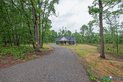 /international/us/1220-jefferson-highway-louisa-va-110108303637/