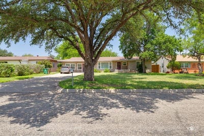 /international/us/2408-w-ave-l-san-angelo-tx-110104333476/