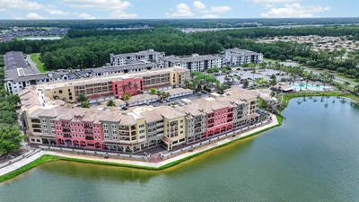 /international/us/424-luna-bella-lane-new-smyrna-beach-fl-110108724437/