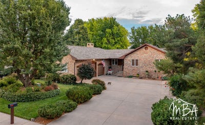 /international/us/1714-e-crestway-drive-garden-city-ks-110100506096/