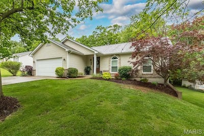 /international/us/705-worthington-drive-warrenton-mo-110108059098/