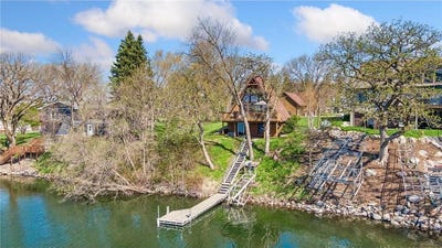 /international/us/55077-county-road-38-boon-lake-twp-mn-110107869106/