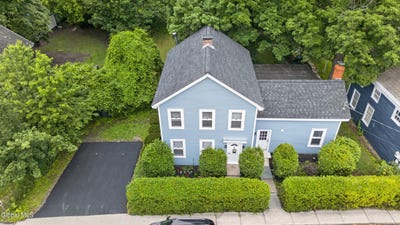 /international/us/157-church-street-hoosick-falls-ny-110109121885/