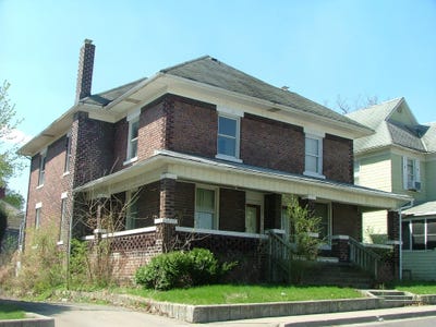 /international/us/710-w-rollins-st-moberly-mo-110107307257/