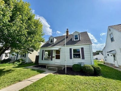/international/us/9503-w-lisbon-ave-milwaukee-wi-110101122354/