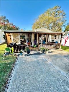 /international/us/197-whispering-pines-georgetown-ga-110105726302/
