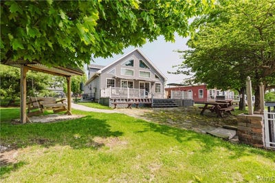 /international/us/6938-klock-road-three-mile-bay-ny-110109667751/