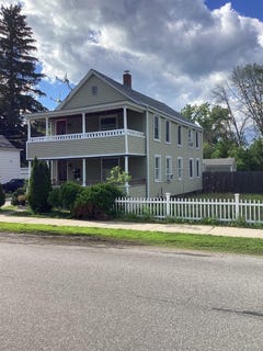 /international/us/87-high-street-keene-nh-110109009348/