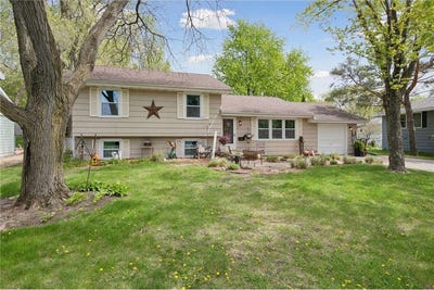 /international/us/8717-oxborough-avenue-s-bloomington-mn-110107858823/