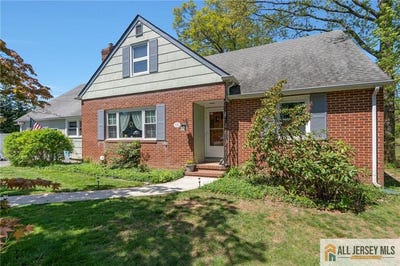 /international/us/246-4th-street-dunellen-nj-110107715813/