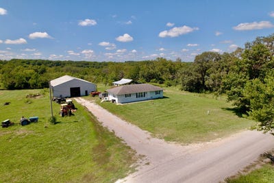 /international/us/2825-ne-dustin-road-kingston-mo-110101917839/