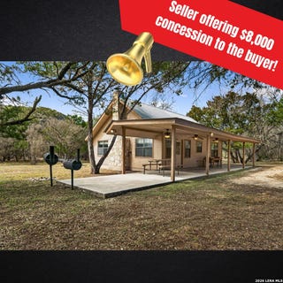 /international/us/15-cedar-lane-concan-tx-110105999464/