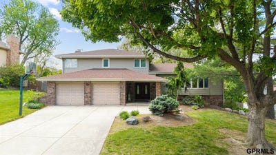 /international/us/1226-north-121-street-omaha-ne-110107876608/