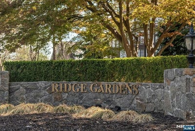 /international/us/3202-stowe-lane-mahwah-nj-110107786310/