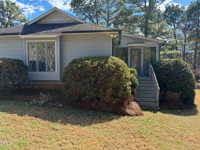 /international/us/106-sandham-court-west-end-nc-110105999646/